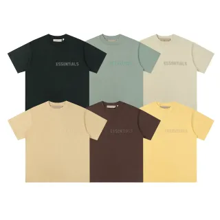 Camiseta oversized Fear of God Essentials con logo tonal