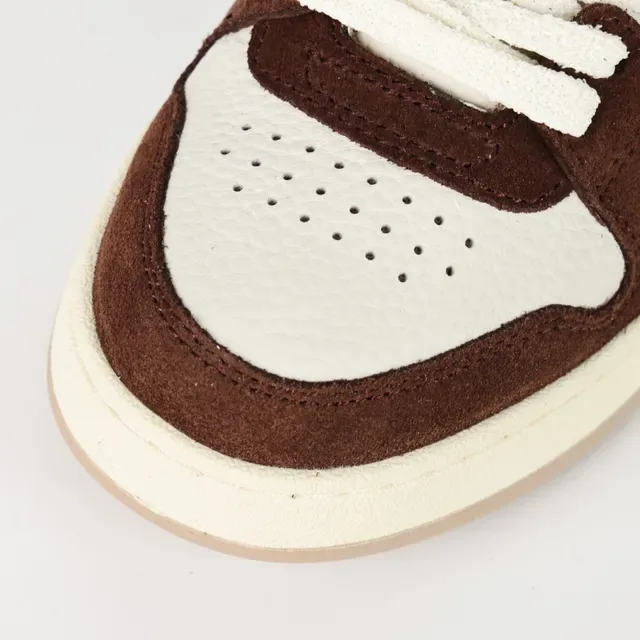 Fendi Beige Marron De Deux Tons Cuir Et Daim Motif Embossé FF Chaussures Lifestyle 5
