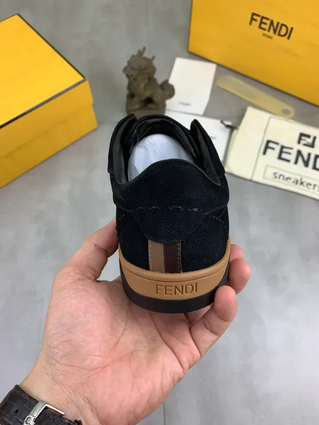 Fendi Noir Beige Slip-On Daim Lifestyle Sneakers 3