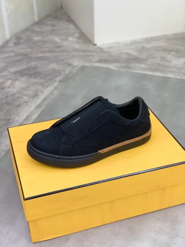 Fendi Noir Beige Slip-On Daim Lifestyle Sneakers 4