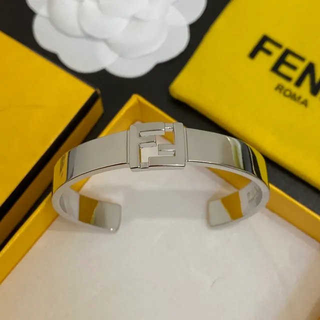 Fendi FF Logo Bracelet ton or et argent Bracelets rigides de poignet 5