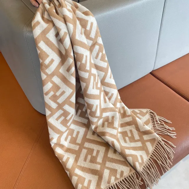 Écharpe Fendi FF Monogram Beige et Crème en Cachemire 5