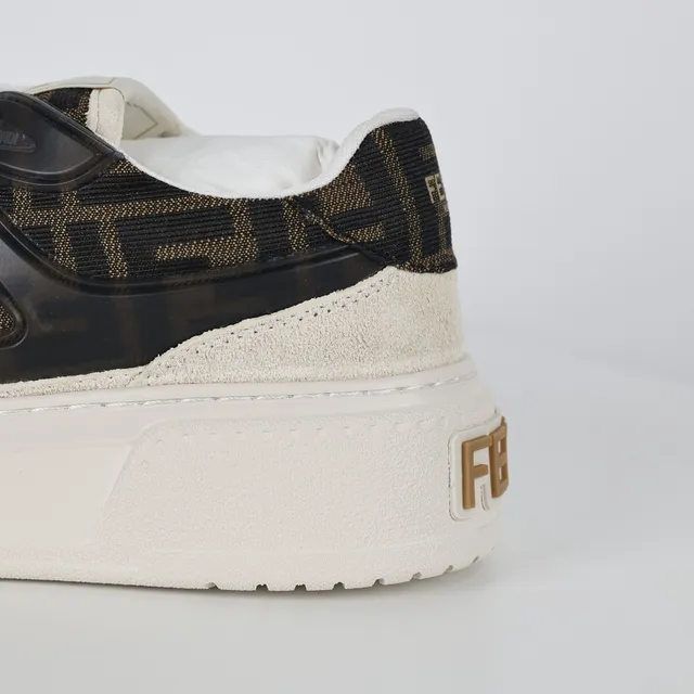 Fendi First Monogram Print Off-White zapatillas lifestyle 4
