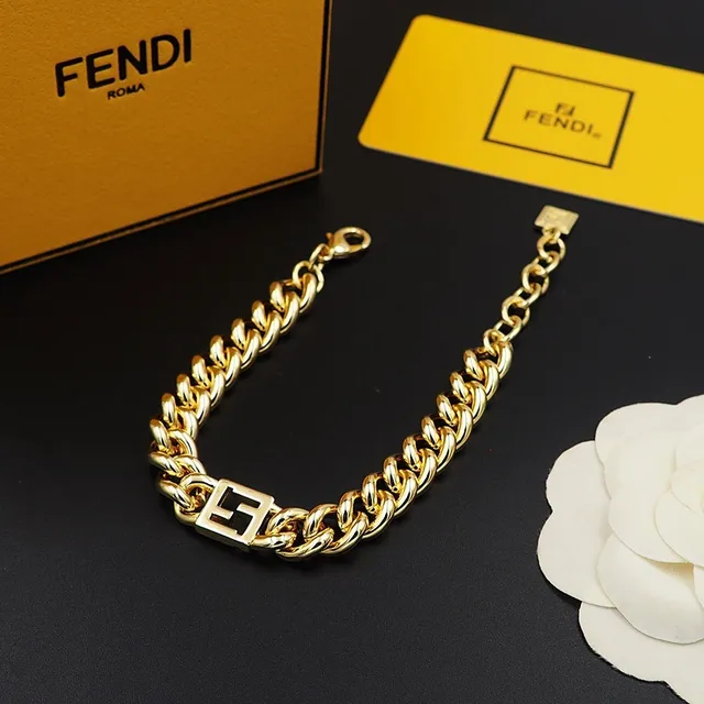 Bracelet Fendi Forever Chaîne Épaissie Dorée 4