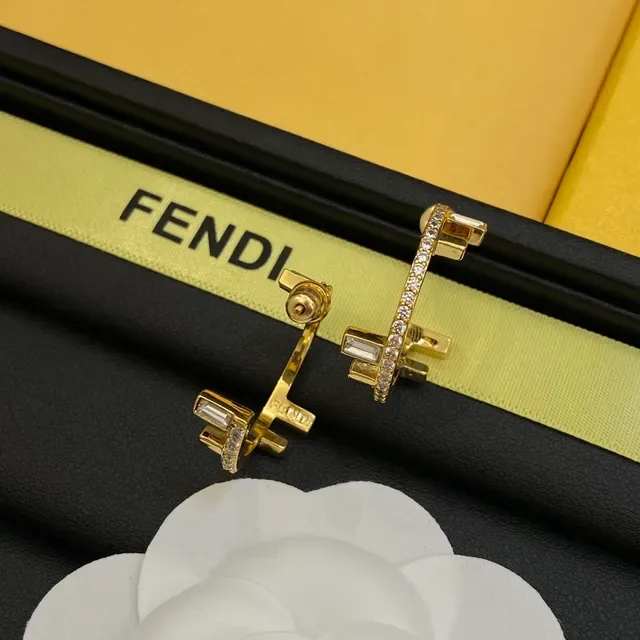 Brincos Fendi Dourado Transparente Pavé Cristal Encrustado 2