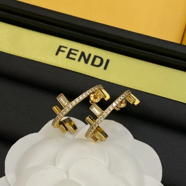 Brincos Fendi Dourado Transparente Pavé Cristal Encrustado 4