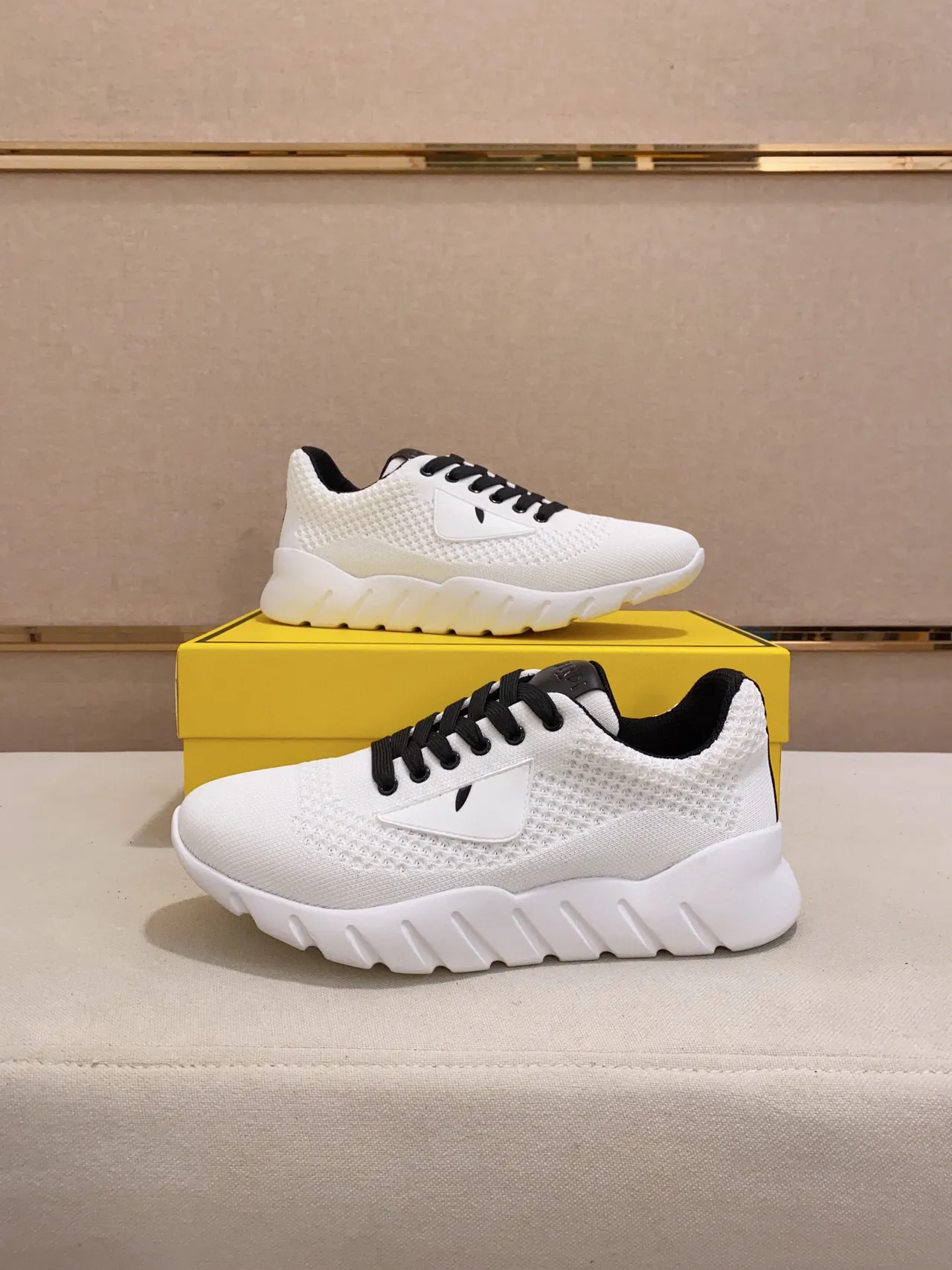 Fendi Blanc Noir Upper Tricot Semelle Épaisse à Nervures Sneakers Lifestyle 4