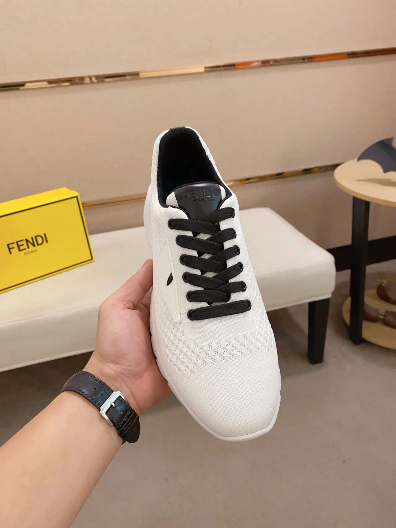 Fendi Blanc Noir Upper Tricot Semelle Épaisse à Nervures Sneakers Lifestyle 9