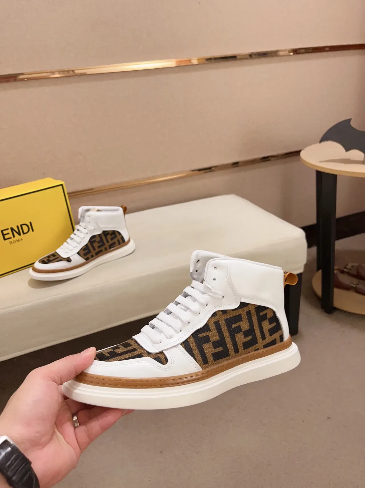 Fendi Blanc Marron Baskets Lifestyle Monogrammées en Tissu High-Top 8