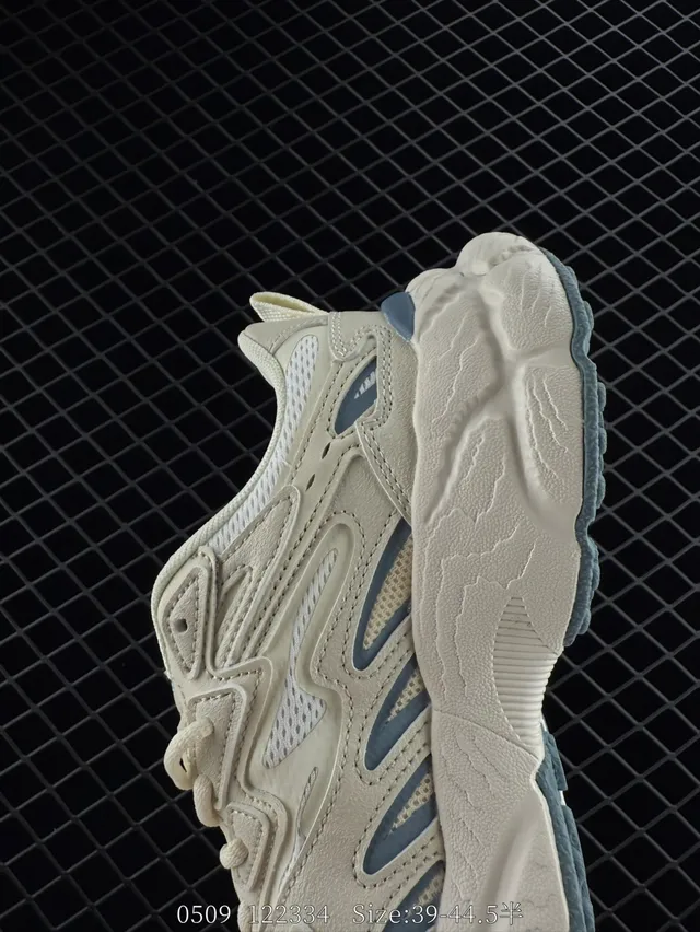 Fila Fern Beige and Blue Layered Chunky Sneakers 3