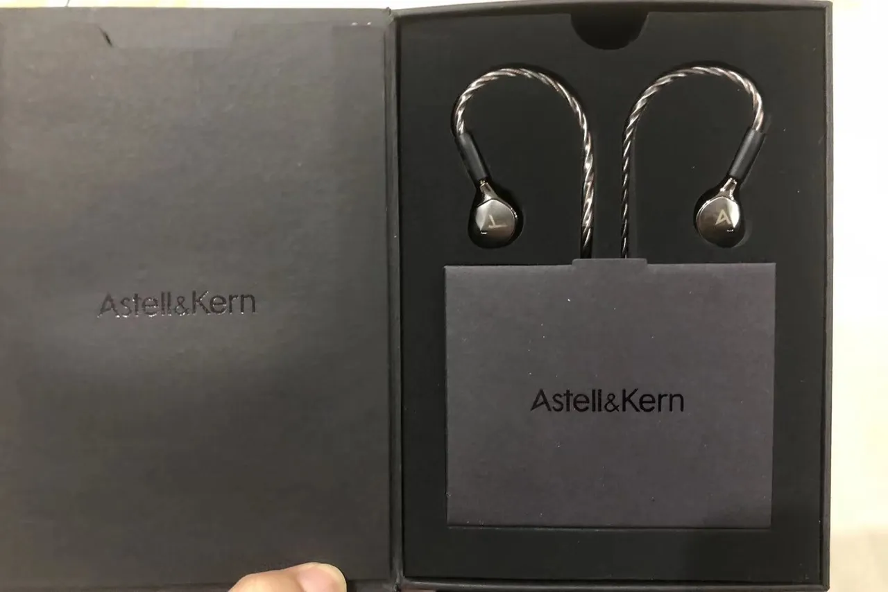 Astell&Kern AK T9iE Casque supra-auriculaire noir argent mat métallique 3