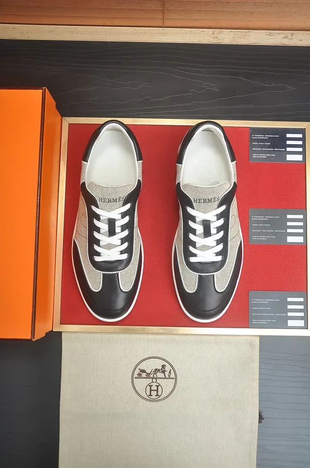 Beige and Black Mesh-and-Leather Panelled Low-Top Lifestyle Sneaker 5