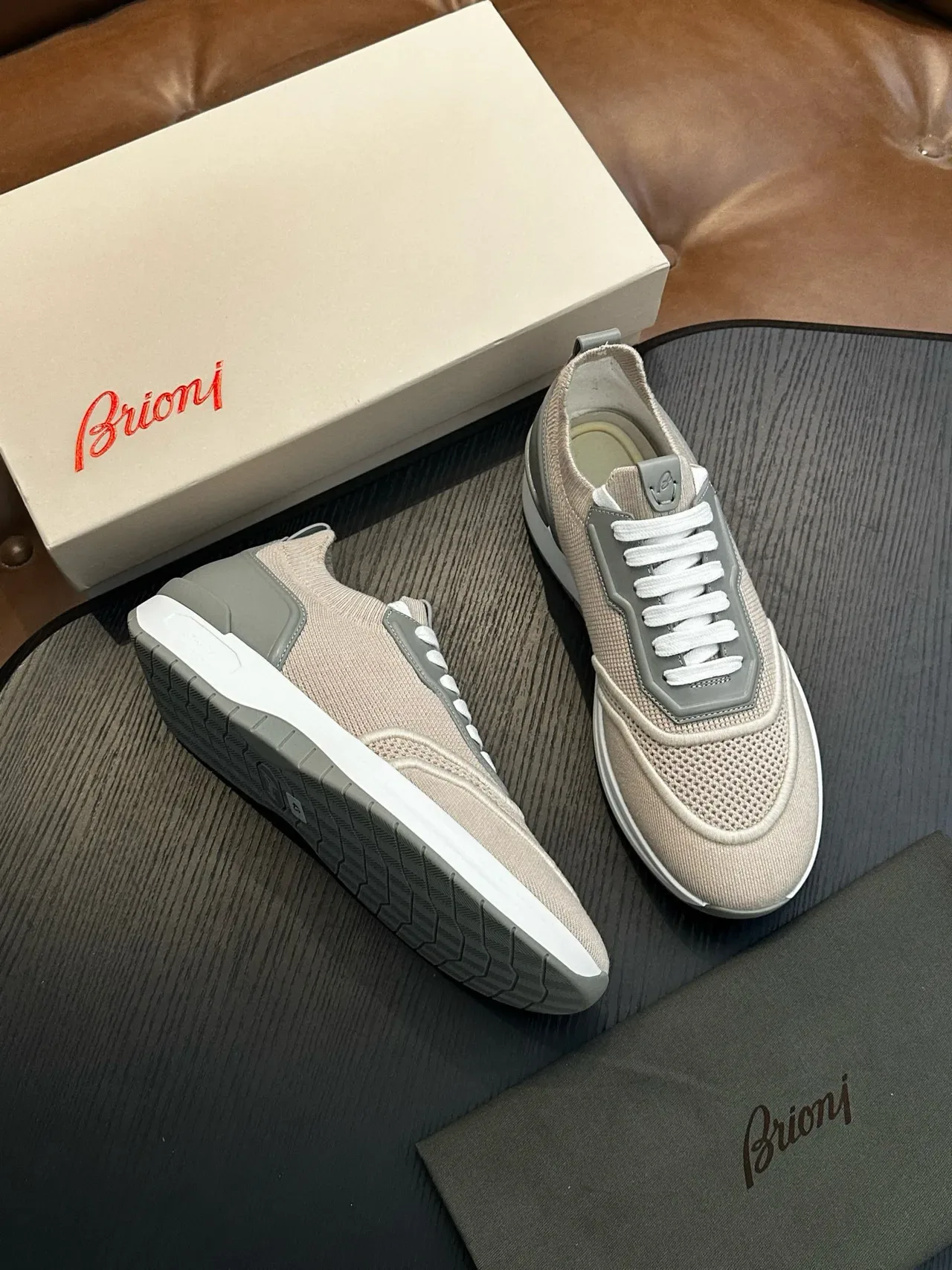 Beige and Gray Mesh Low-Top Lifestyle Sneakers 4