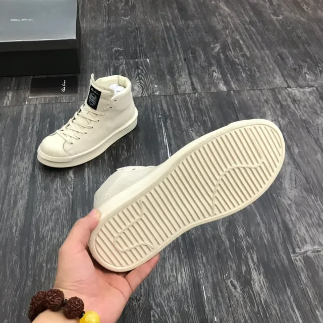 Beige High-Top Pebbled Leather Upper Lifestyle Sneakers 2