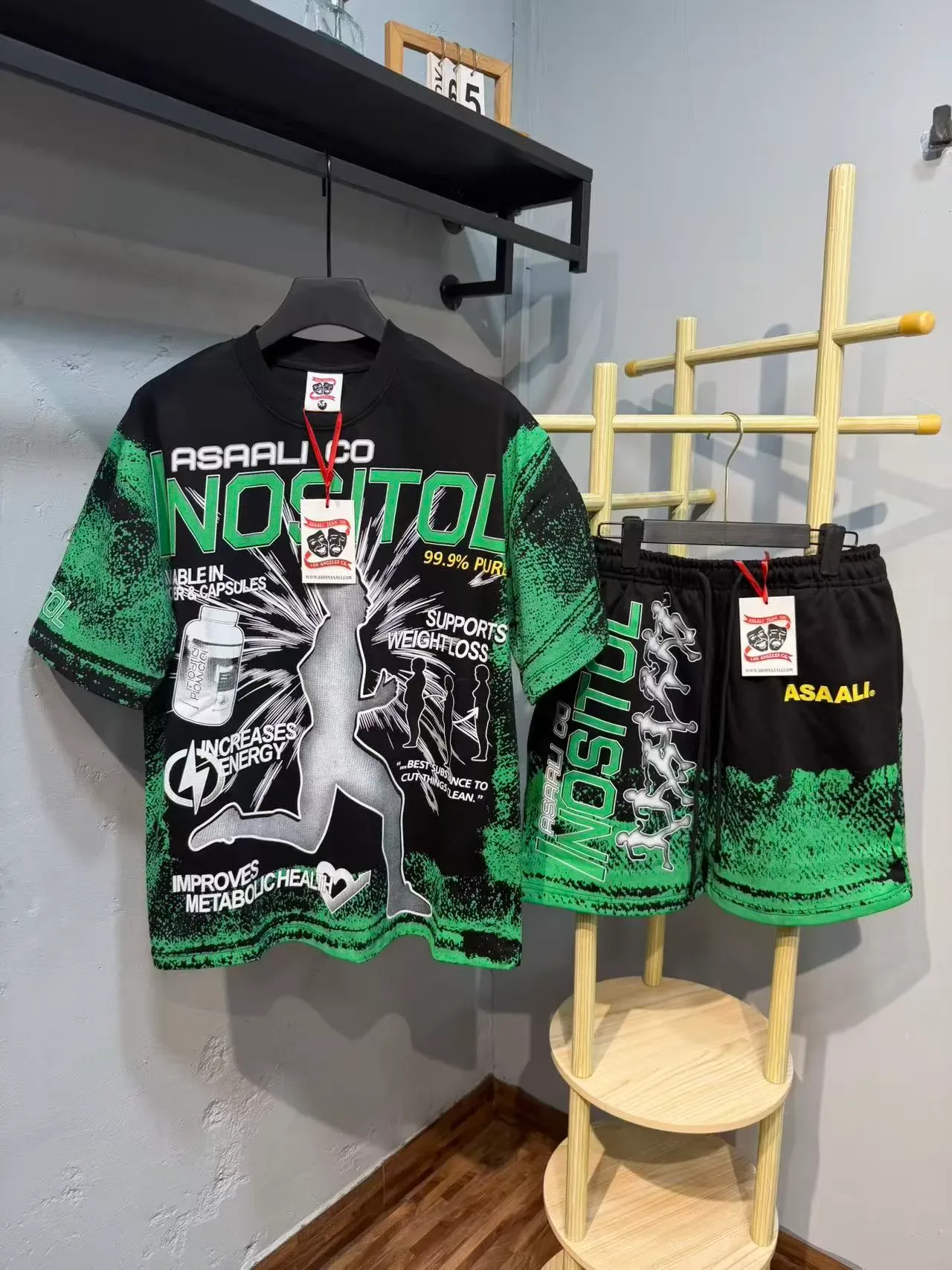 Black and Green Graphic-Print Oversized T-Shirt 2