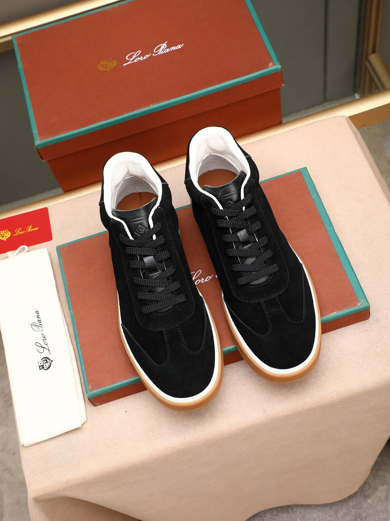 Black Brown Suede Upper Low-Top Silhouette Sneakers 3