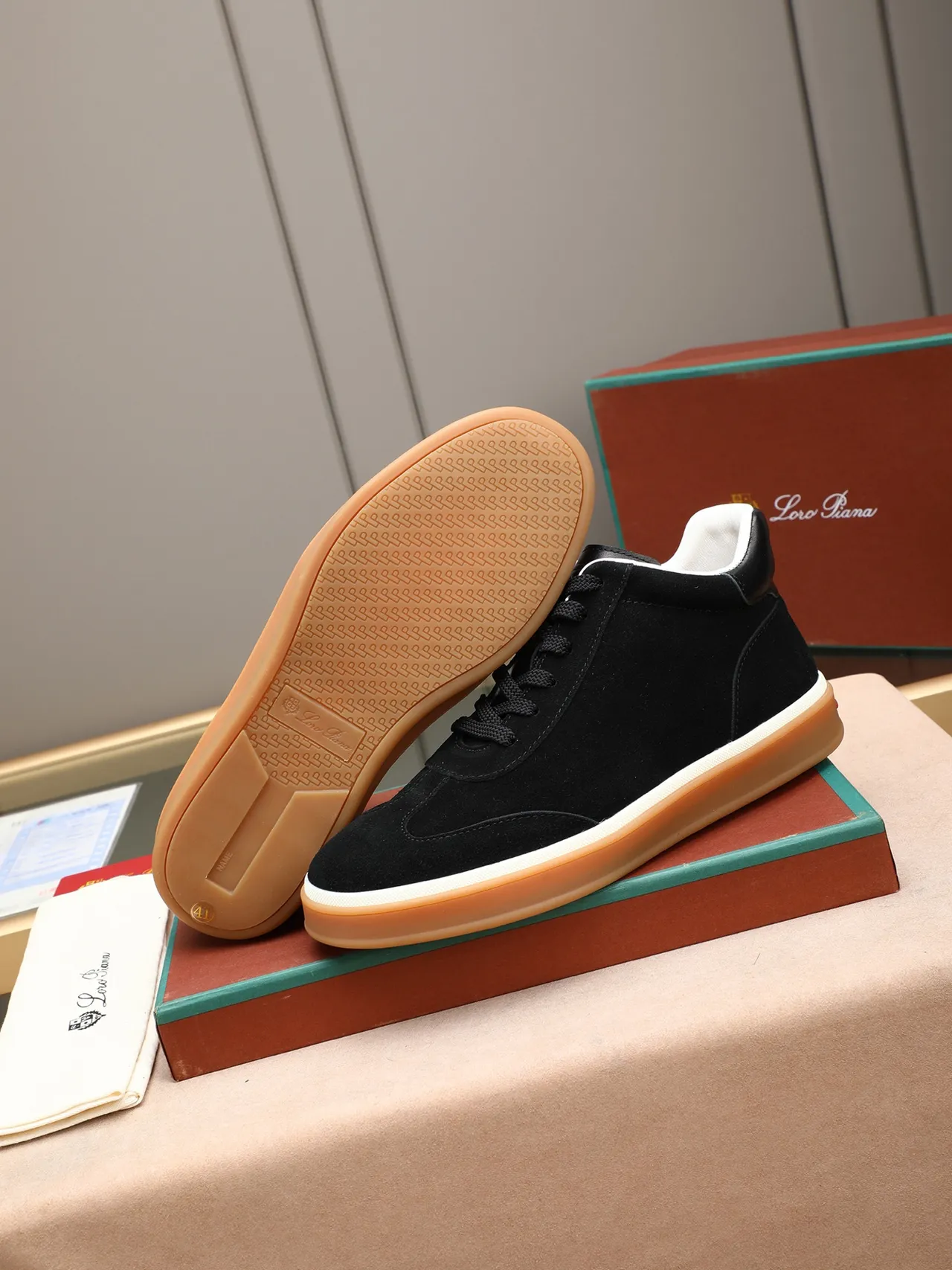 Black Brown Suede Upper Low-Top Silhouette Sneakers 4