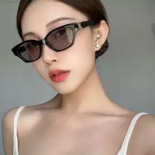 Black Cat-Eye Gradient Brown Lens Sunglasses