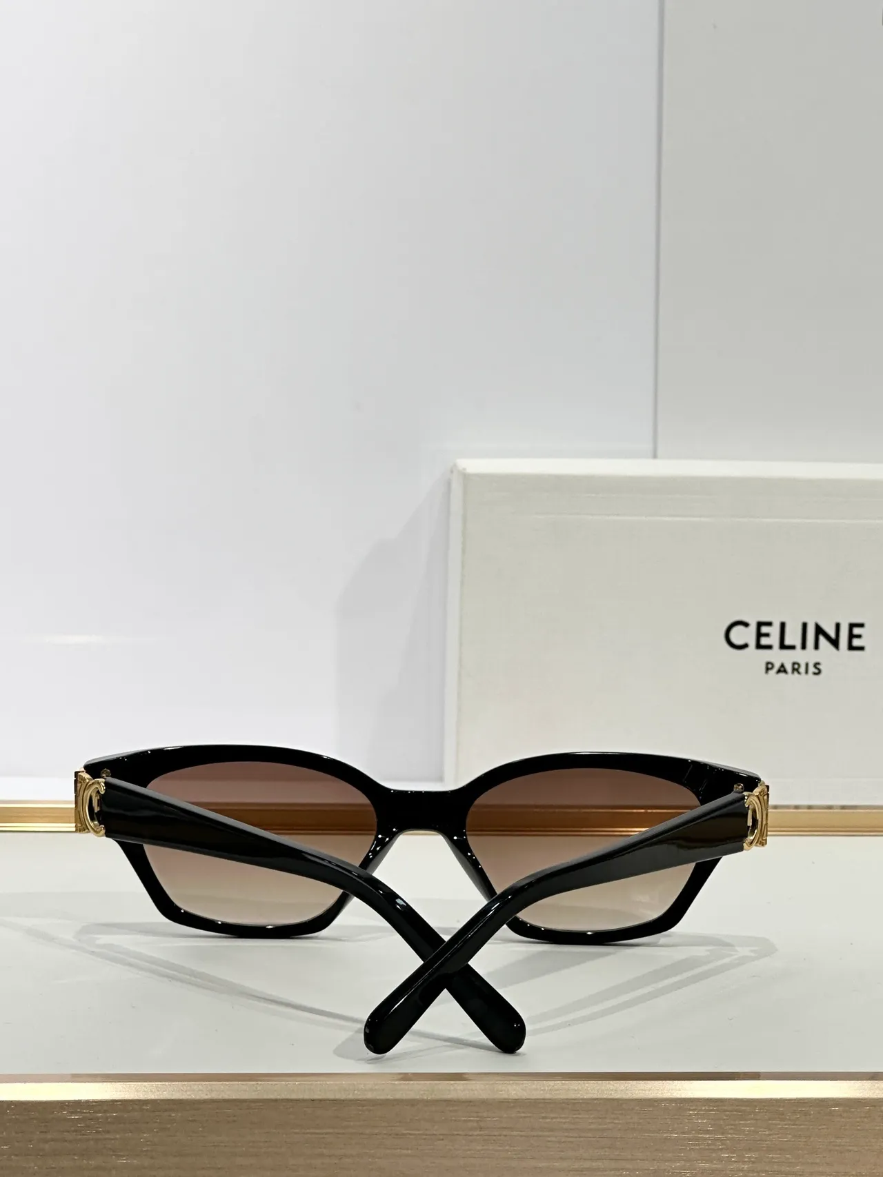 Black Cat-Eye Gradient Brown Lens Sunglasses 2