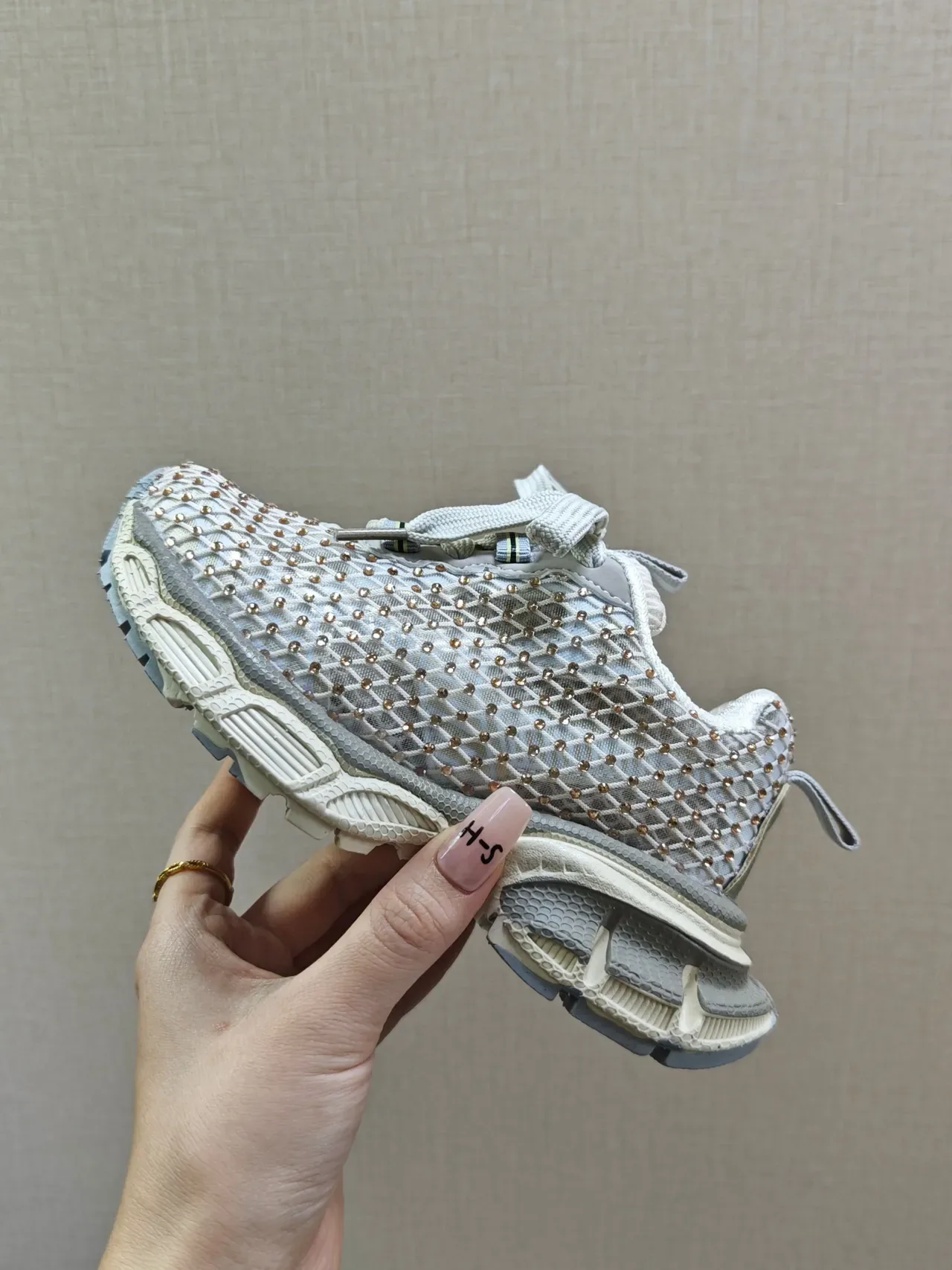 Black Chunky Sole Woven Mesh Upper Sneakers 13