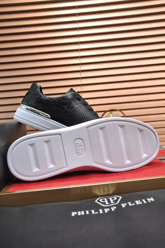 Black Gold Snake-Embossed Leather Hexagonal Logo Sneakers 4