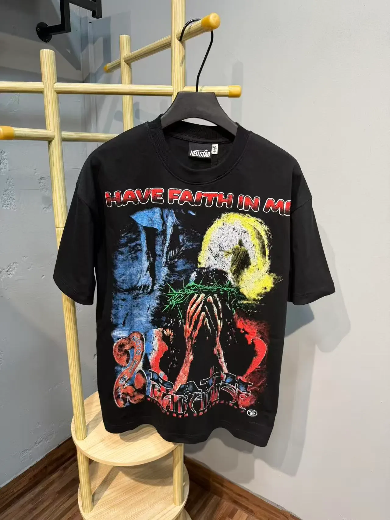 Black Graphic-Print Oversized Crewneck T-Shirt 2