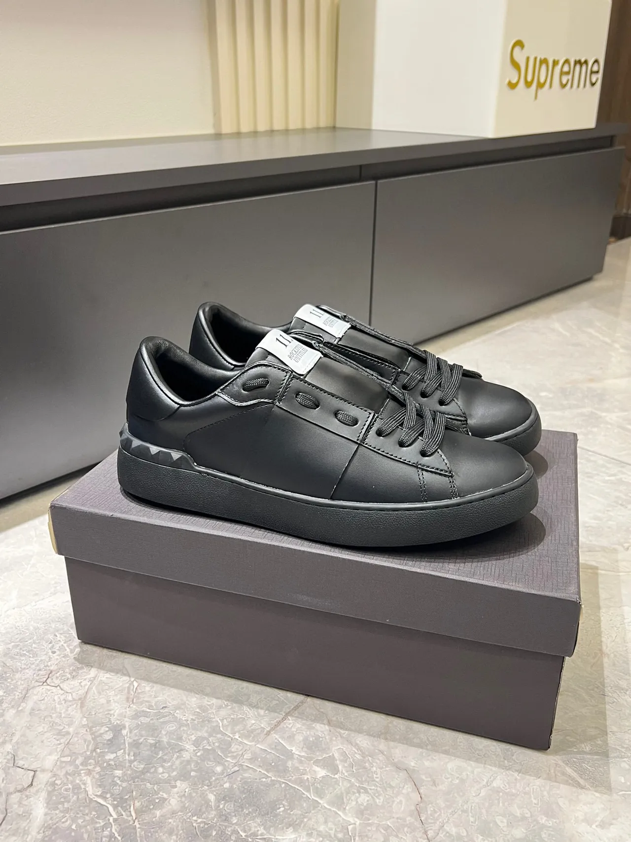 Black Panelled Low-Top Platform Sneaker 5