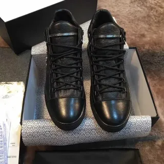 Tênis Lifestyle de Couro com Textura Granulada Preto de Topo Alto
