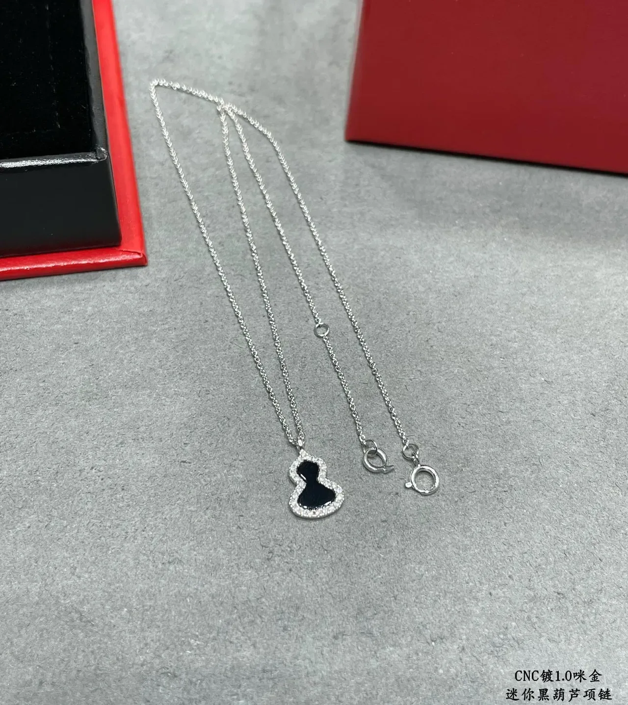 Black Silver Gourd-Shaped Pavé Crystal Halo Necklace 6