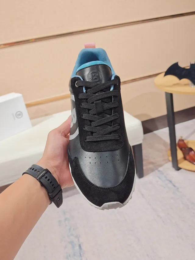 Black White Mixed-Material Upper Oversized Circular Logo Lifestyle Sneakers 6