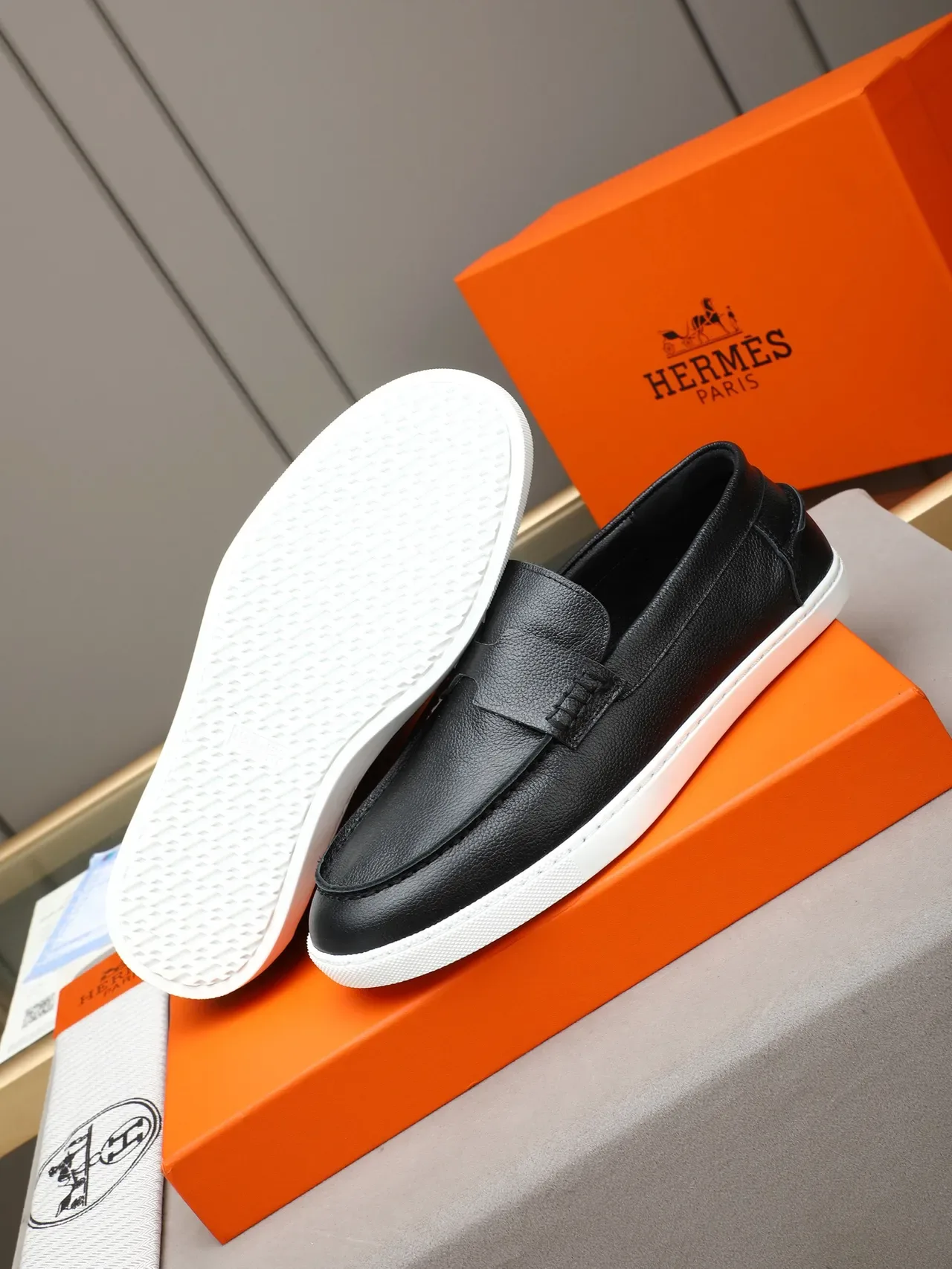 Black White Pebbled Leather Penny Strap Loafer 4