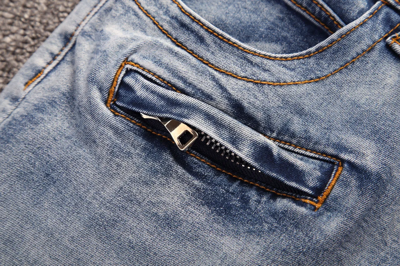 Blue Black Distressed Medium-Wash Denim Zippered Thigh Pockets Shorts 8