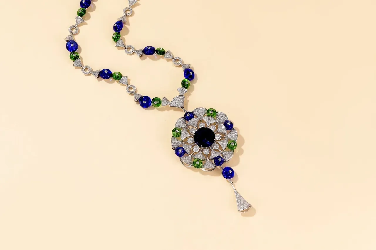 Blue Green Beaded Chain Floral-Inspired Pendant Necklace 6