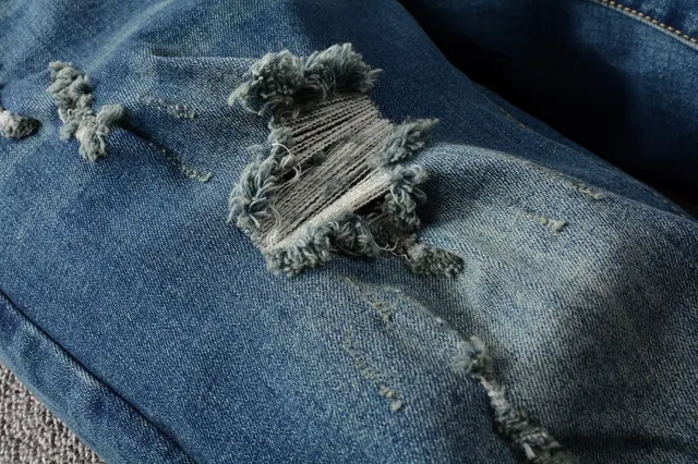 Blue Red Distressed Ripped Jeans 7