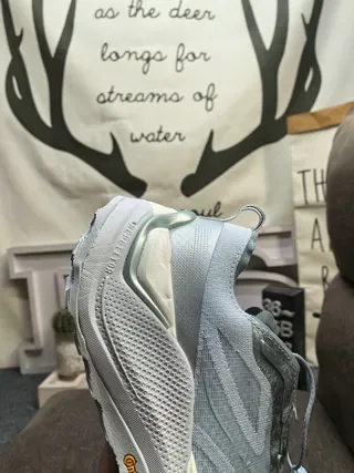 Blue White Knit Upper Sculpted Wave Midsole Sneakers 3