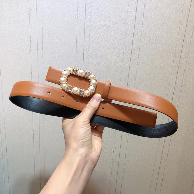 Ceinture en cuir marron avec boucle en or ornée de perles et de cristaux en métal 2