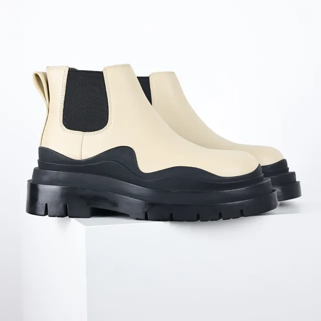 Cream and Black Chunky Platform Chelsea Boots 3
