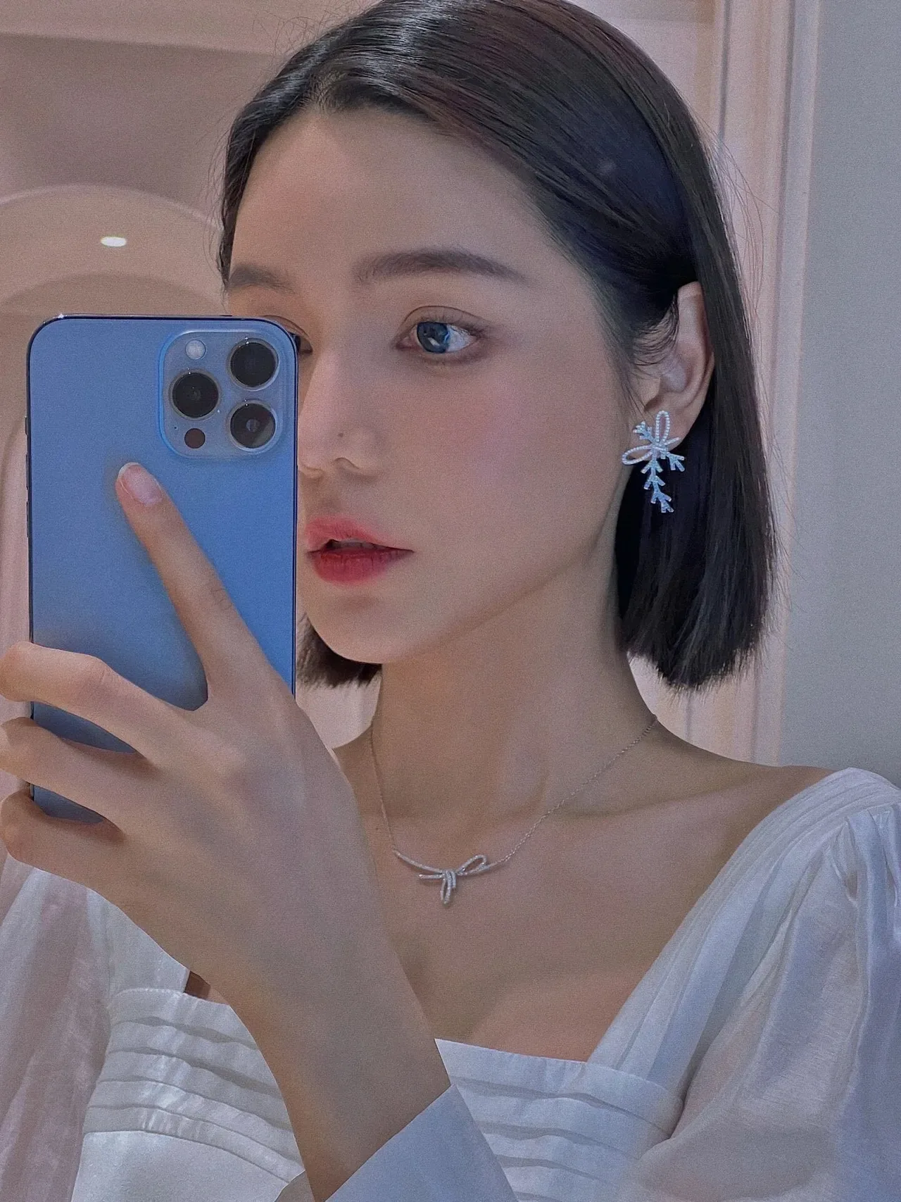 Crystal-Encrusted Bow and Branch Motif Drop Earrings 2