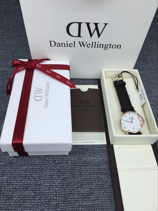 Daniel Wellington Brown Gold Minimalist Case Quartz Watch 6