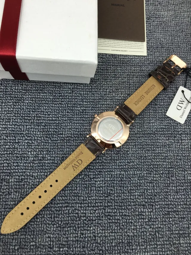 Daniel Wellington Brown White Minimalist Dial Crystal Hour Markers Quartz Watch 6