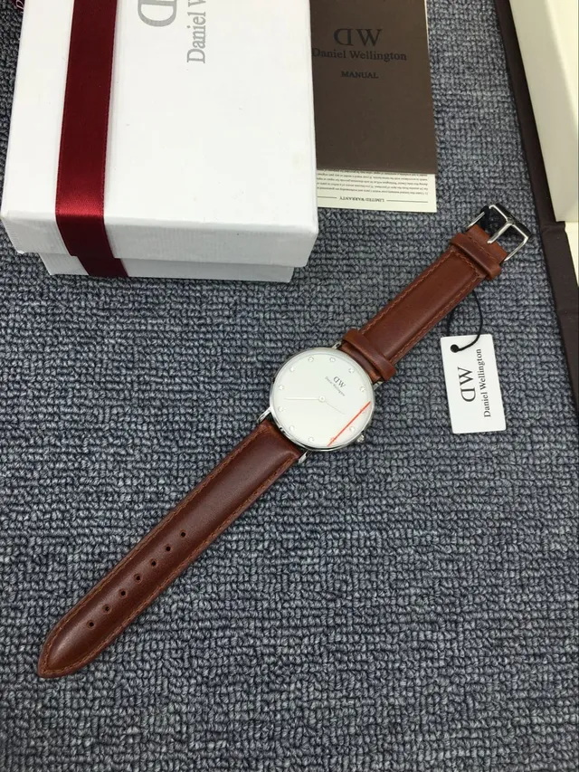 Daniel Wellington 经典迷你红色石英手表 5