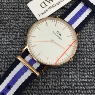 Daniel Wellington Classic Petite White Dial Rose Gold Quartz Watch