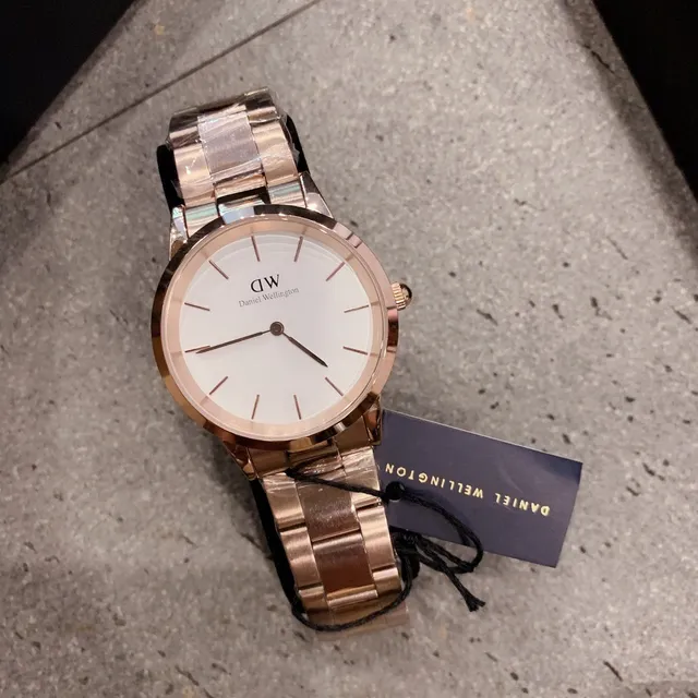 Daniel Wellington Classic Rose Gold Tone White Dial Quartz Watch 5