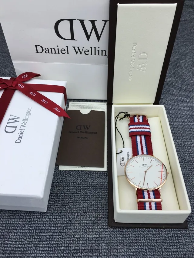 Daniel Wellington Relógio de Quartzo com Mostrador Clássico Branco, Caixa de Ouro Rosa e Pulseira NATO Vermelha Branca Azul 4