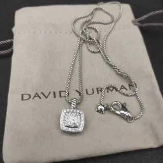 David Yurman Albion قلادة فضية بيج معلق مربع مرصع كابل ملتف
