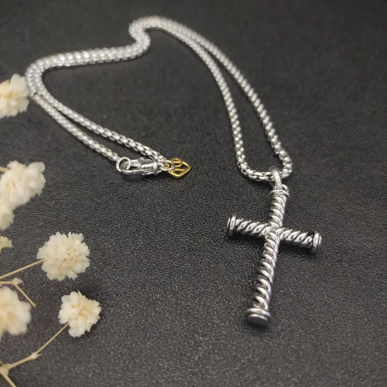 David Yurman Cable Collection Twisted Cross Pendant Necklace 9