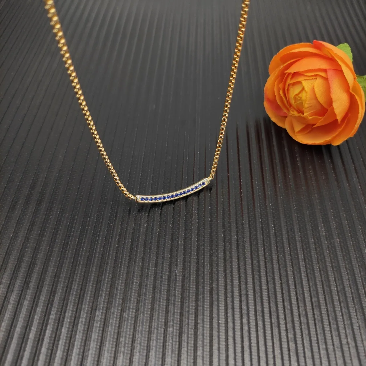 David Yurman Gold Blue Curb-Link Chain Curved Bar Pendant Necklace 7