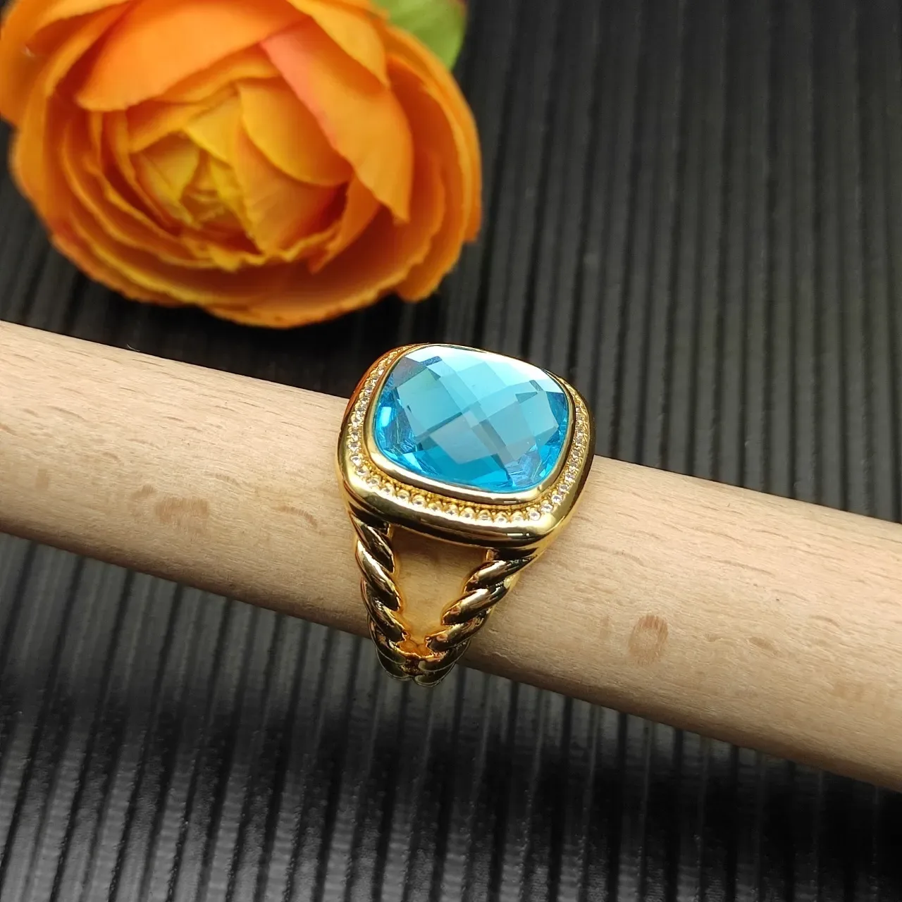 David Yurman Gold Blue Twisted Cable Shoulders Cushion-Cut Stone Ring 8