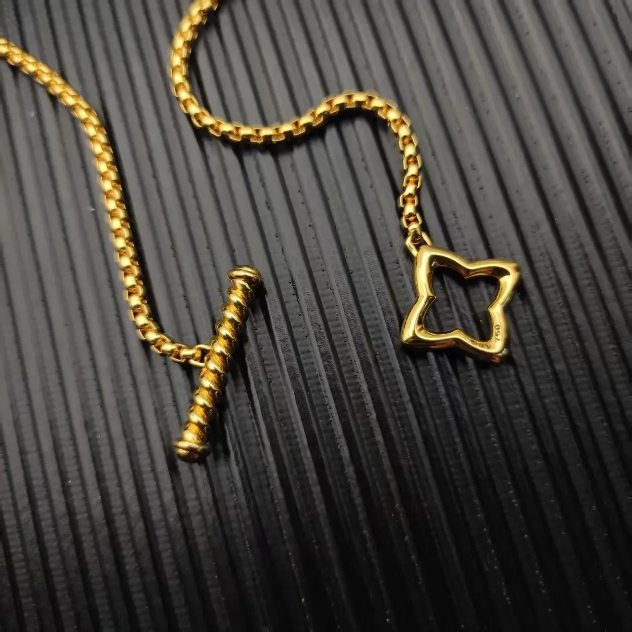 David Yurman Gold Star Motif Box Chain Necklace 5