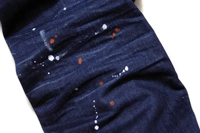 Distressed Paint-Splatter Slim-Fit Blue Jeans 3